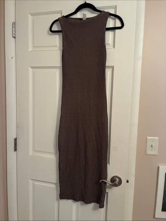 H&M Dresses & Skirts - Sleeveless Mauve Midi Bodycon Dress - Brand Unspecified